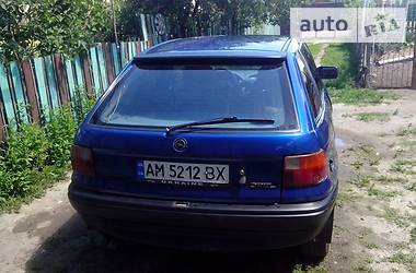 Хэтчбек Opel Astra 1993 в Коростене