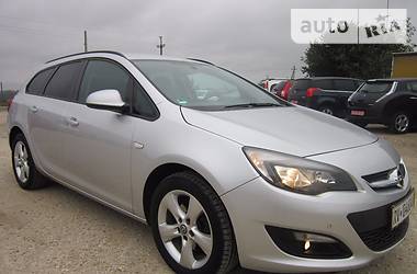 Универсал Opel Astra 2014 в Тернополе