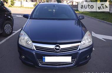 Хэтчбек Opel Astra 2007 в Киеве