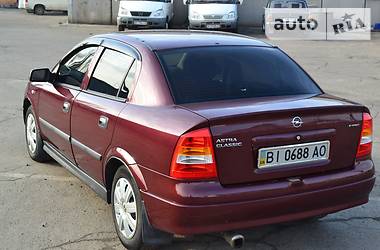 Седан Opel Astra 2007 в Горішніх Плавнях