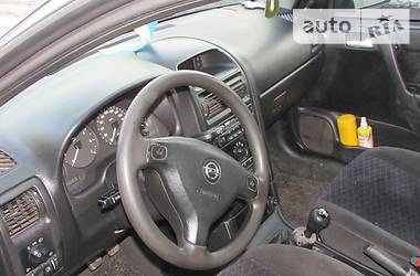 Хэтчбек Opel Astra 2000 в Виннице