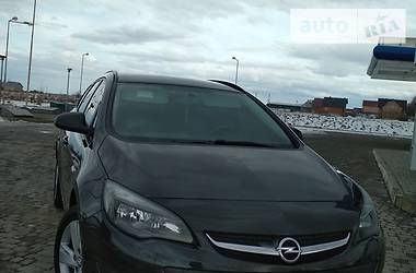 Универсал Opel Astra 2014 в Надворной