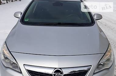 Универсал Opel Astra 2011 в Дрогобыче