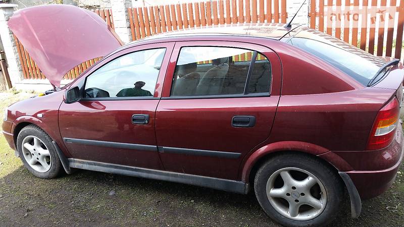  Opel Astra 2000 в 