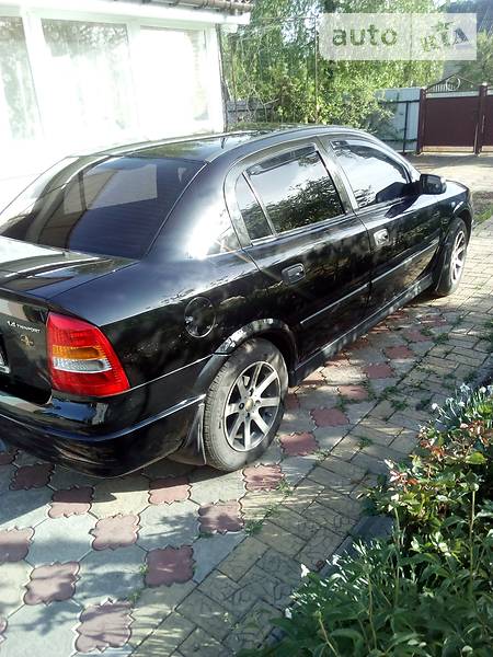 Седан Opel Astra 2007 в Кременчуге фото 4 Седан Opel Astra 2007 в Кременчуге