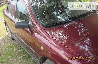 Седан Opel Astra 2006 в Дрогобыче