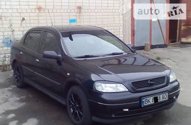 Седан Opel Astra 2008 в Ровно