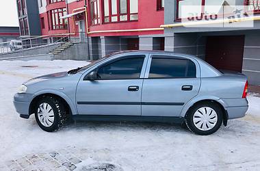 Седан Opel Astra 2008 в Ивано-Франковске