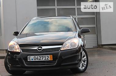 Универсал Opel Astra 2009 в Дрогобыче