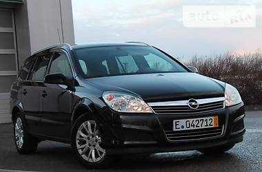 Универсал Opel Astra 2009 в Дрогобыче