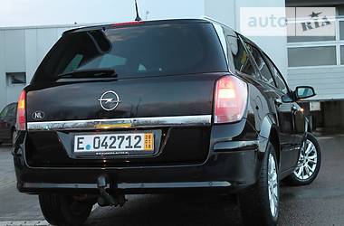 Универсал Opel Astra 2009 в Дрогобыче