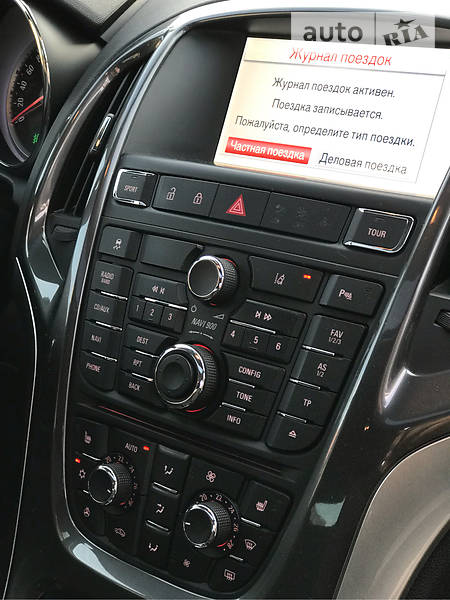 Универсал Opel Astra 2012 в Черновцах