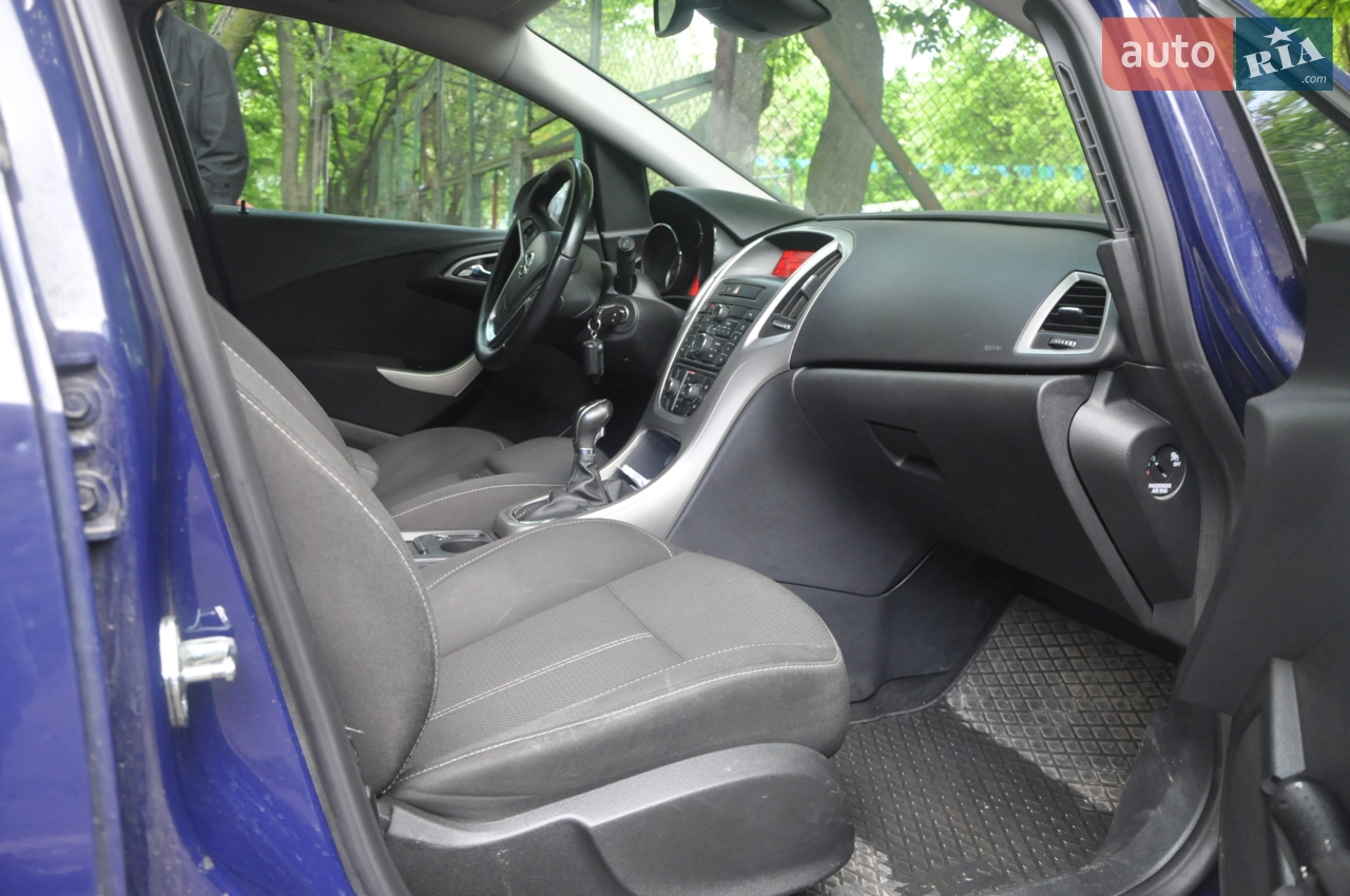 2012 Opel Astra - мініатюра 8
