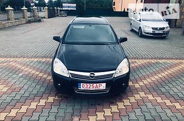 Універсал Opel Astra 2009 в Самборі