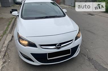 Універсал Opel Astra 2012 в 