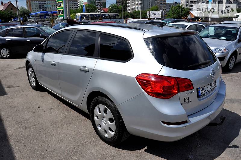 Універсал Opel Astra 2011 в Львові фото 25 Універсал Opel Astra 2011 в Львові