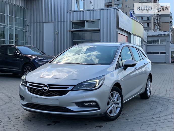 Універсал Opel Astra 2016 в Хмельницькому