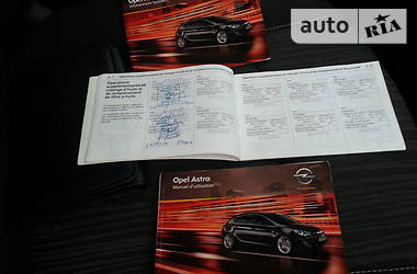 Хетчбек Opel Astra 2009 в 