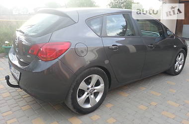 Хетчбек Opel Astra 2009 в 