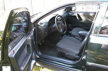 Седан Opel Astra 2001 в Сумах