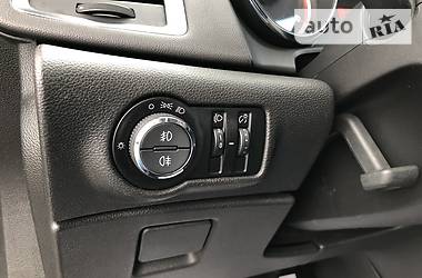 Універсал Opel Astra 2013 в 