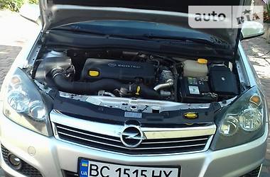 Хэтчбек Opel Astra 2008 в Львове