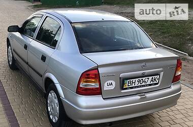 Седан Opel Astra 2005 в Одессе