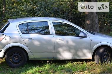 Хэтчбек Opel Astra 2005 в Одессе