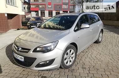 Універсал Opel Astra 2014 в Івано-Франківську
