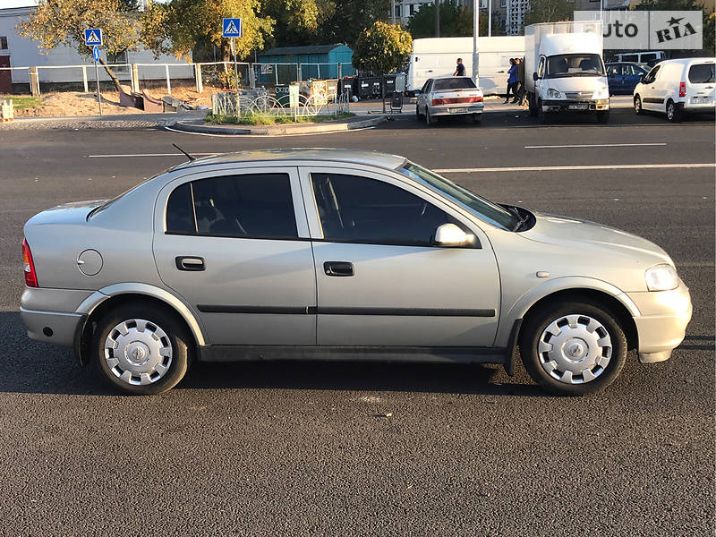 Седан Opel Astra 2007 в Черкассах