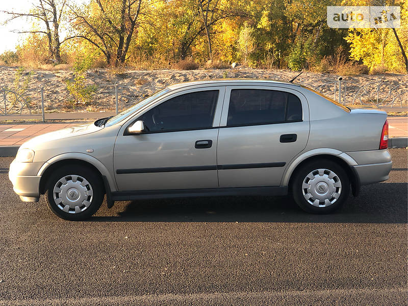 Седан Opel Astra 2007 в Черкассах