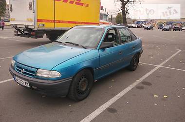 Седан Opel Astra 1993 в Києві