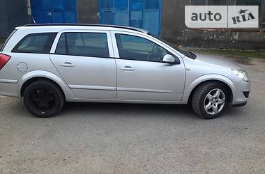 Универсал Opel Astra 2008 в Бучаче