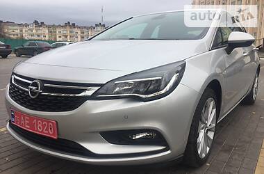 Хетчбек Opel Astra 2016 в Києві