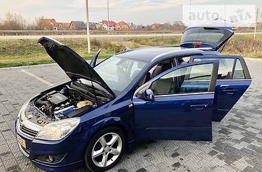 Универсал Opel Astra 2009 в Стрые