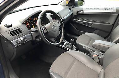 Универсал Opel Astra 2009 в Стрые