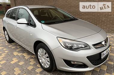 Универсал Opel Astra 2014 в Виннице