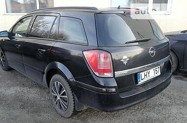 Универсал Opel Astra 2005 в Киеве
