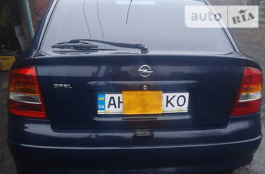 Хэтчбек Opel Astra 2002 в Селидово