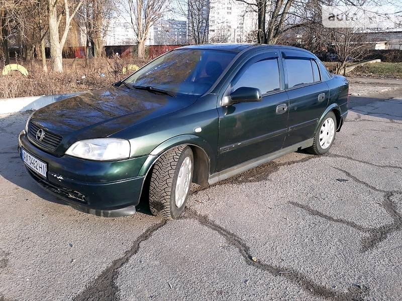 Седан Opel Astra 2002 в Харькове