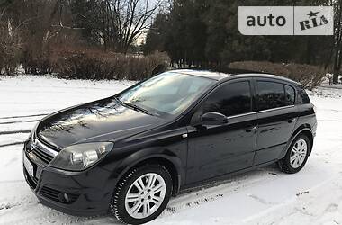 Хетчбек Opel Astra 2005 в 