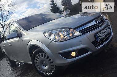 Универсал Opel Astra 2009 в Львове