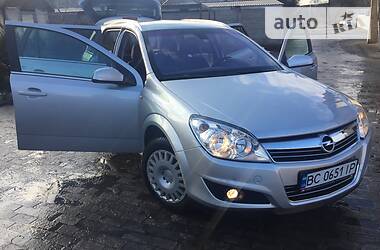 Универсал Opel Astra 2009 в Львове