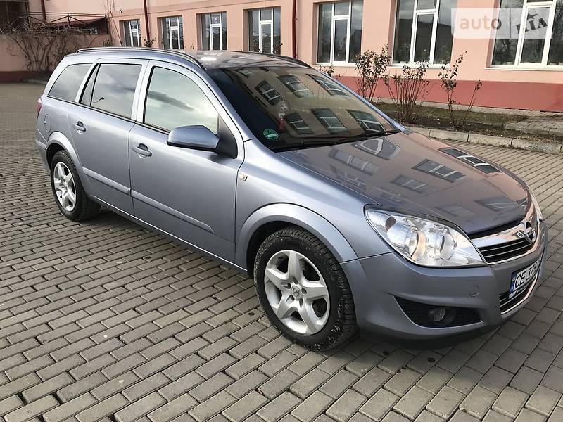 Універсал Opel Astra 2007 в Чернівцях