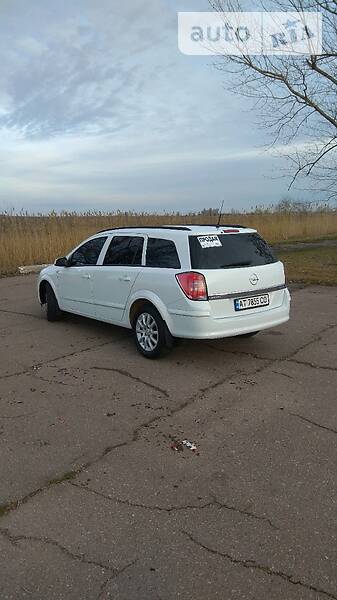 Универсал Opel Astra 2008 в Скадовске