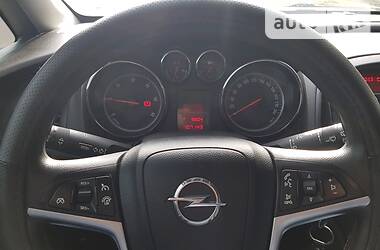 Универсал Opel Astra 2014 в Гайвороне