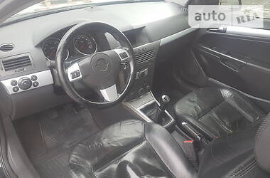 Купе Opel Astra 2006 в Белой Церкви