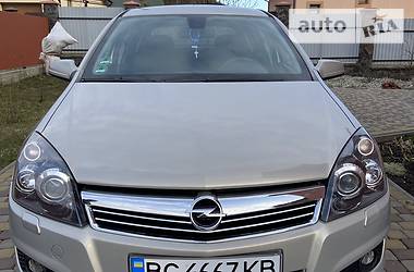 Хэтчбек Opel Astra 2008 в Львове