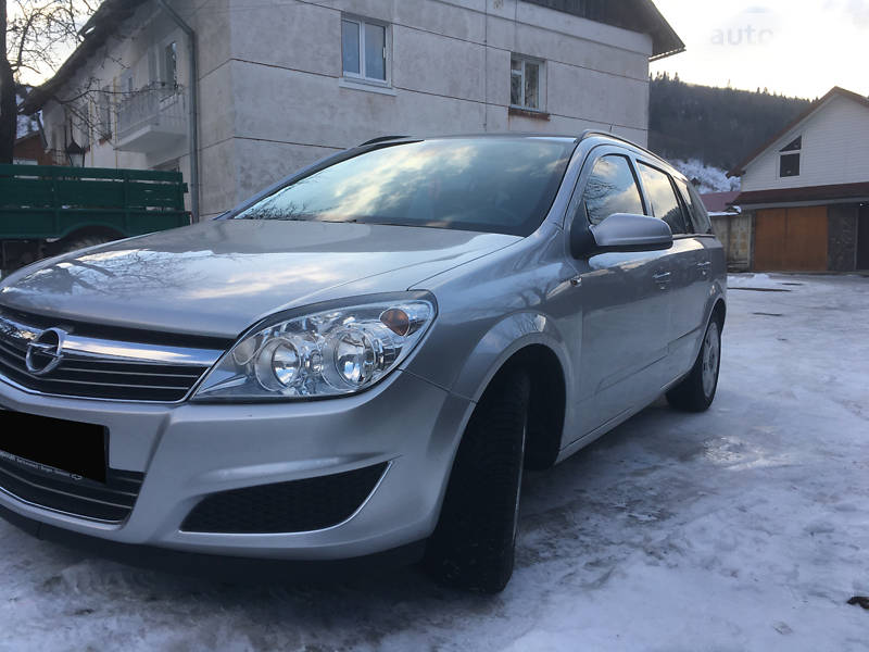 Універсал Opel Astra 2008 в Сколе