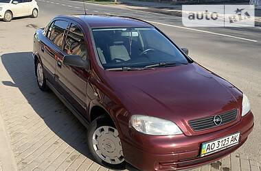 Седан Opel Astra 2007 в 